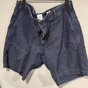 Gap men’s fatigue indigo striped shorts size 40 inch waist